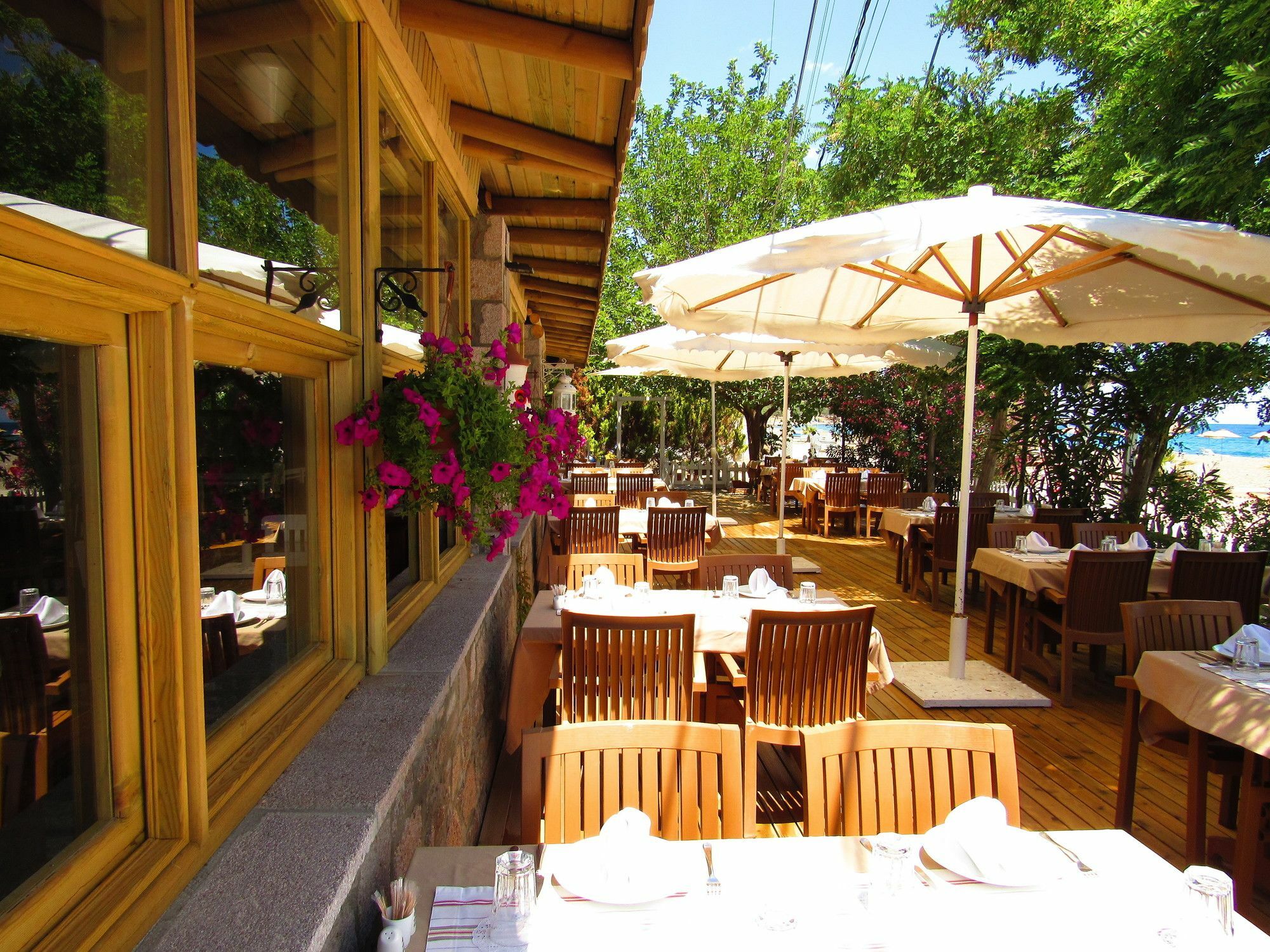 Assos Hunters Hotel (Adults Only) 외부 사진